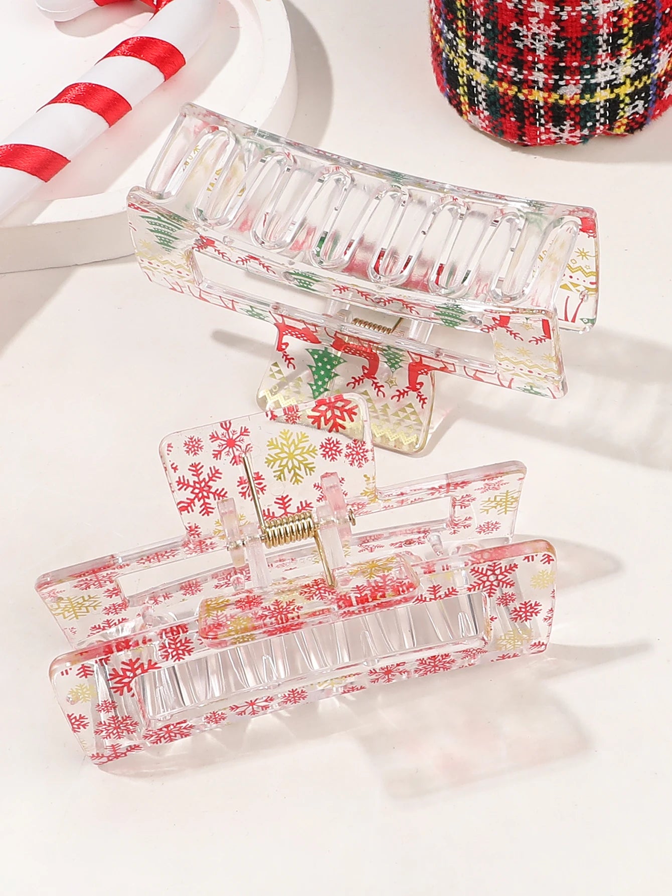 6Pcs Christmas Hair Clips Claw Snowflake Snowman Candy Design Hair Accessories White Transparent Cartoon Hair Clips for Women